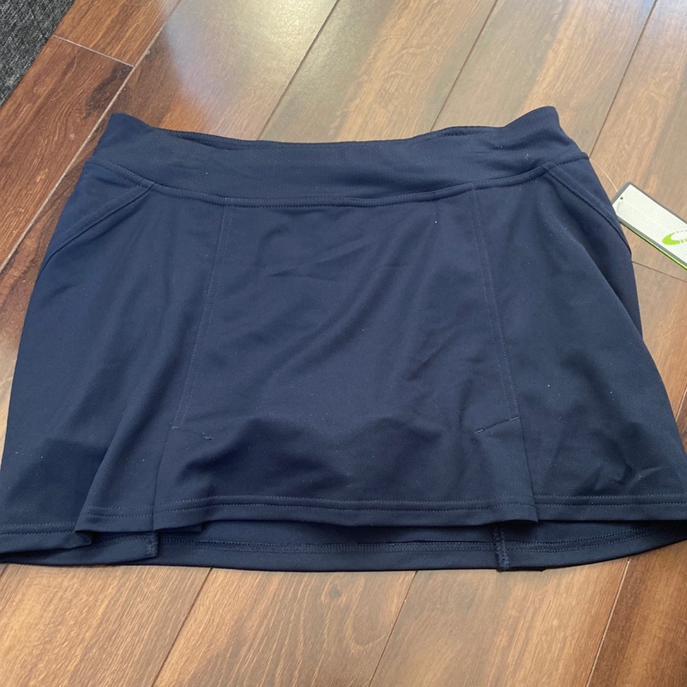 Tek Gear Tennis Skirt with Built in Shorts. Polyester & Spandex Never Worn M